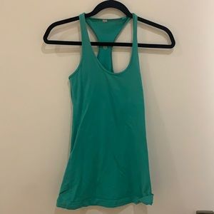 Lululemon workout top
